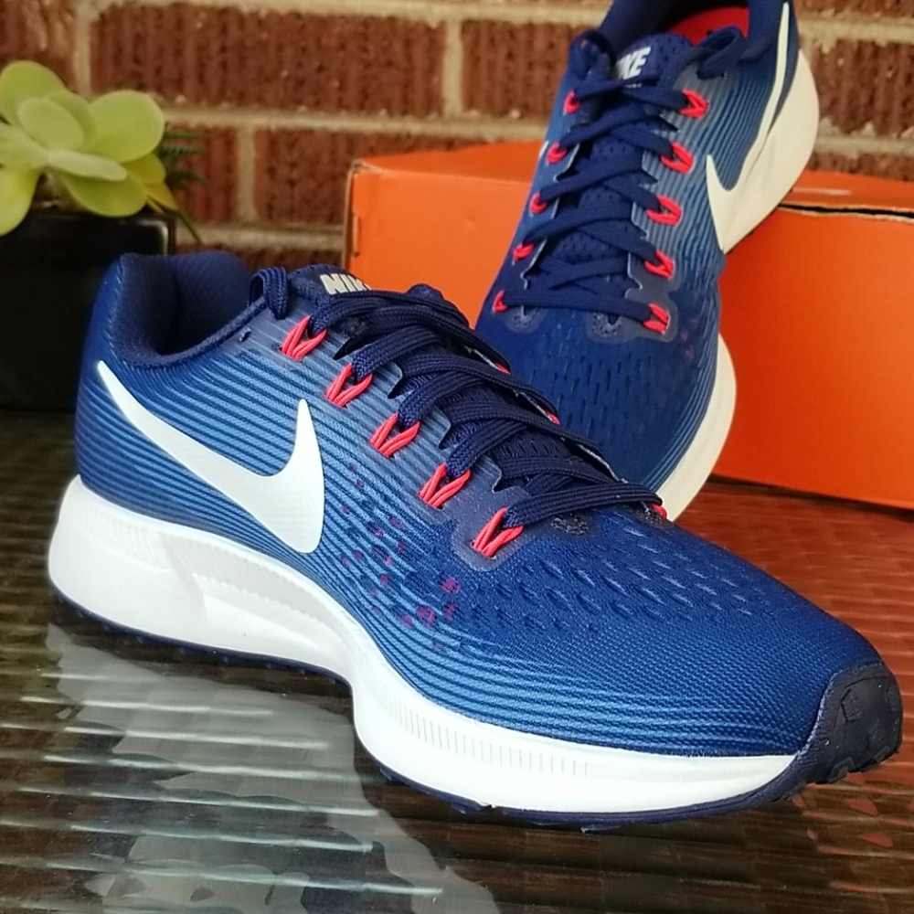 Nike Air Zoom Pegasus 34 Running Shoe Womens - Picture 2 of 10